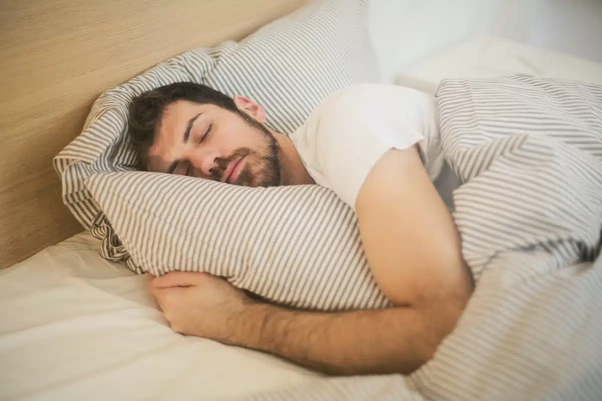 Problèmes de sommeil chez les seniors : Solutions efficaces pour y remédier