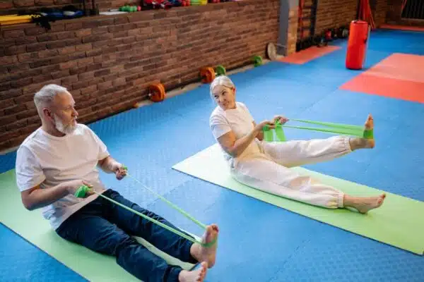 Les meilleures pratiques pour maintenir une bonne condition physique chez les seniors grâce aux activités physiques adaptées